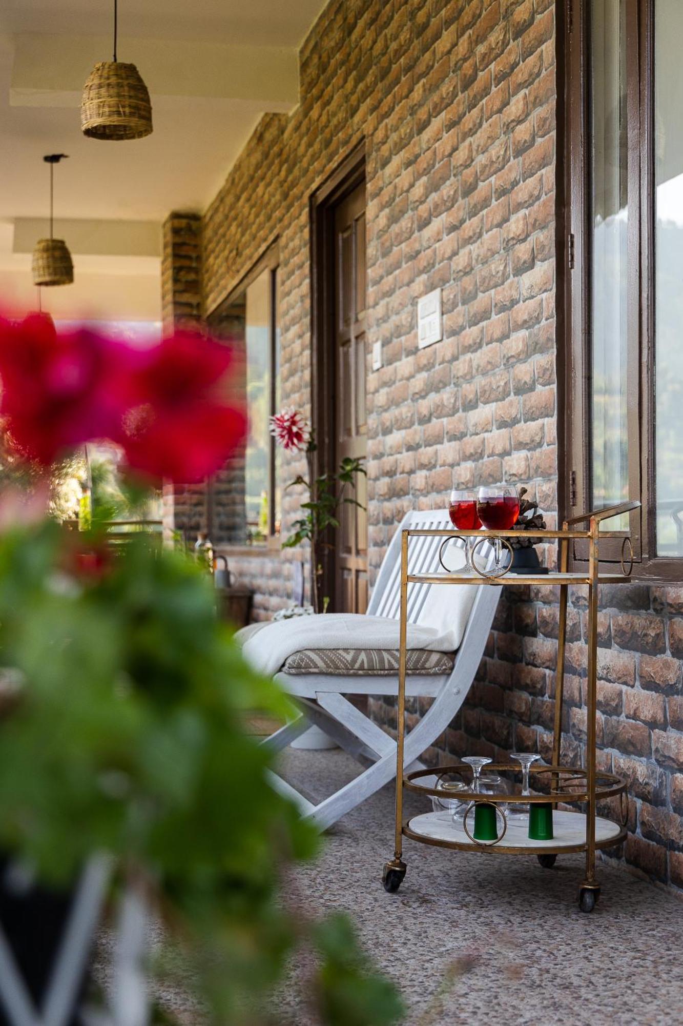 Ecstasy Stays Mukteshwar Exterior foto